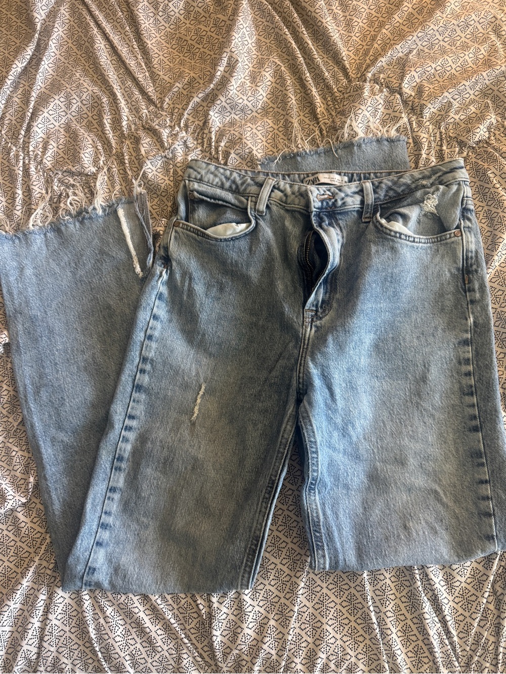 Zara women’s straight leg jeans